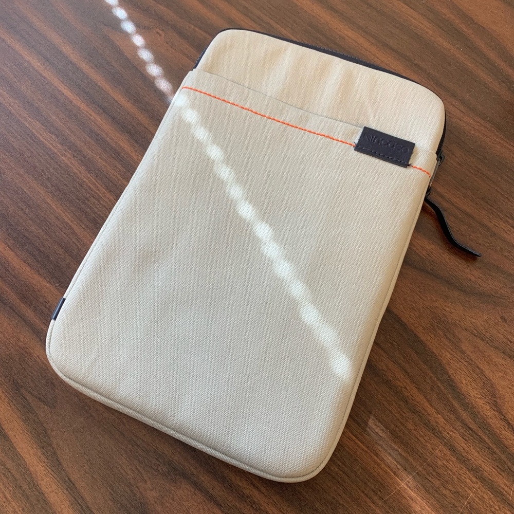 Incase Terra Sleeve Case (11" devices)